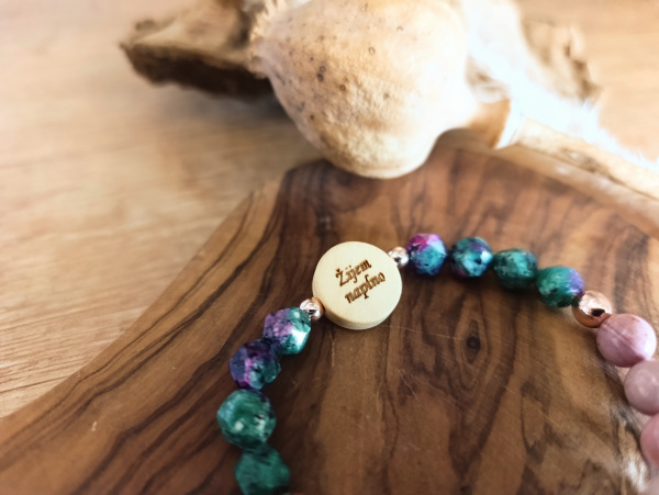 Gravírovaný náramok Žijem naplno 3